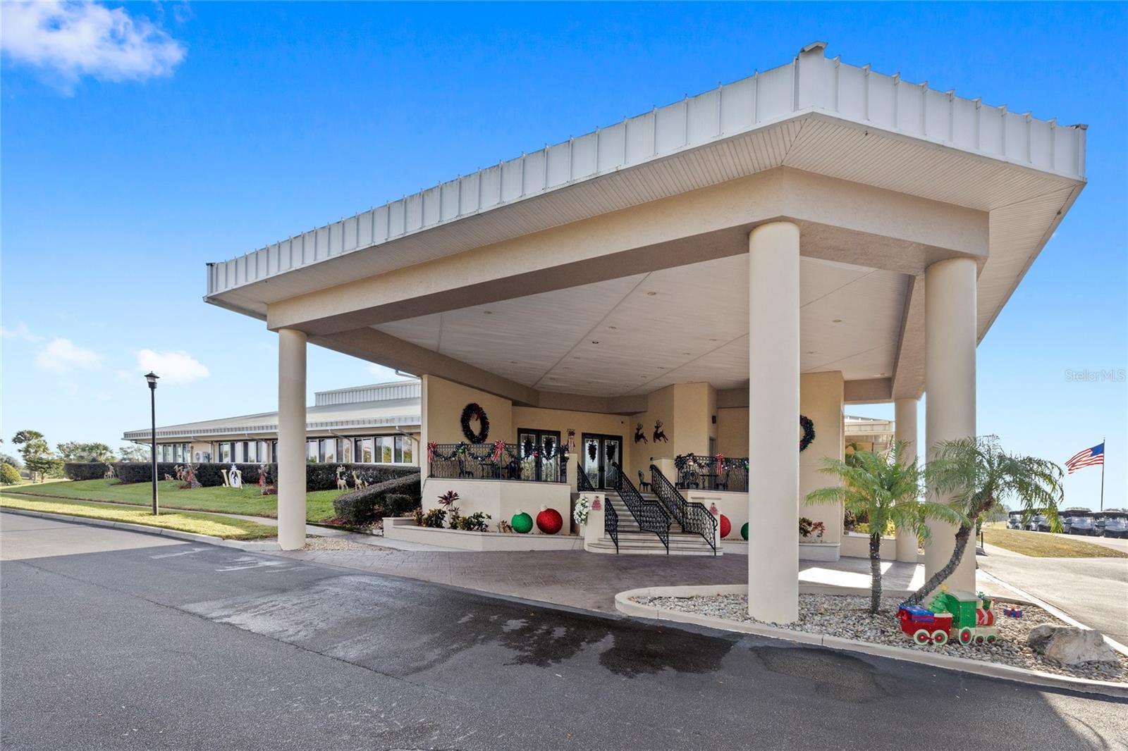 Image 34 of 44 For 2796 Shadybranch Drive