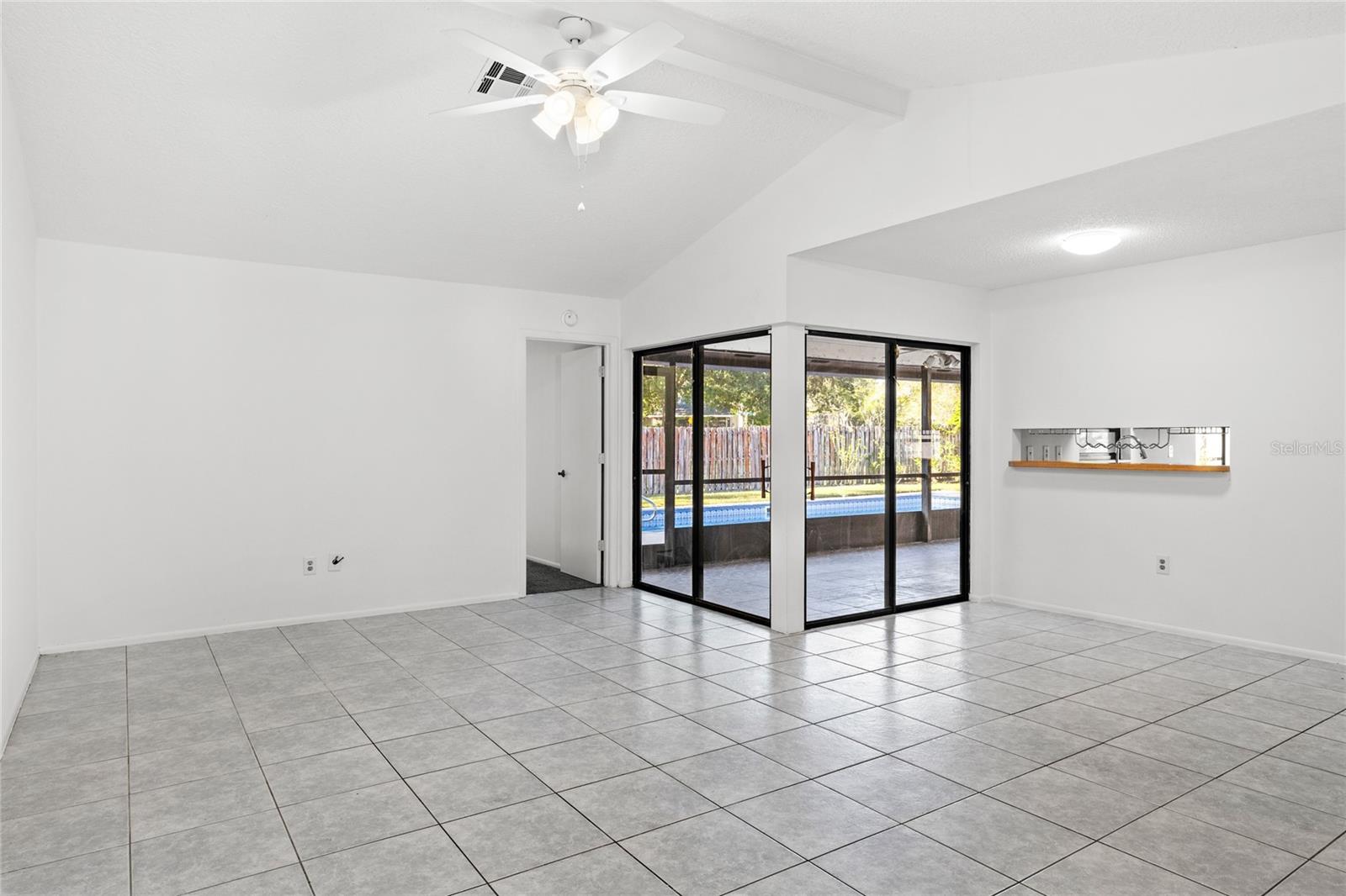 Image 4 of 44 For 2796 Shadybranch Drive