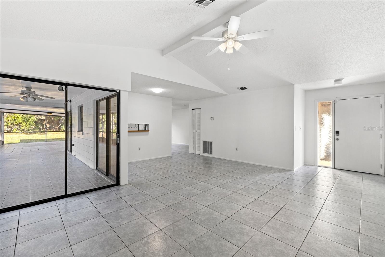 Image 5 of 44 For 2796 Shadybranch Drive