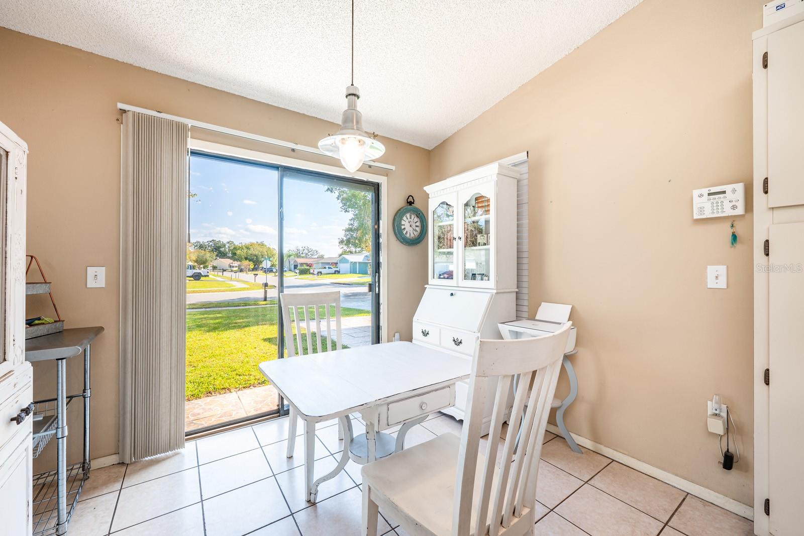 Image 11 of 27 For 3070 Curry Woods Drive