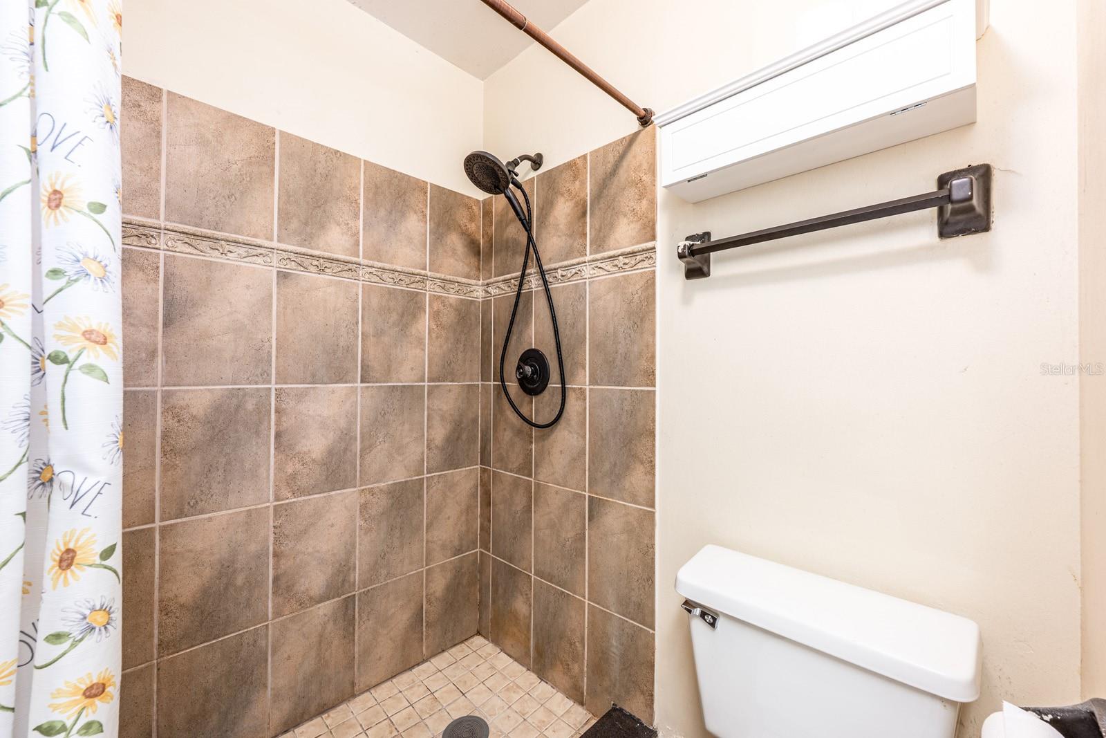 Image 15 of 27 For 3070 Curry Woods Drive