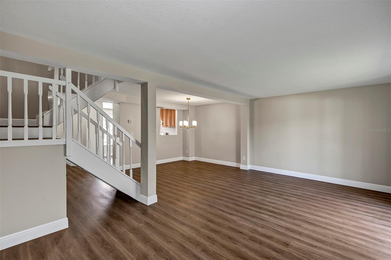 Image 15 of 28 For 4904 Silver Oaks Village C