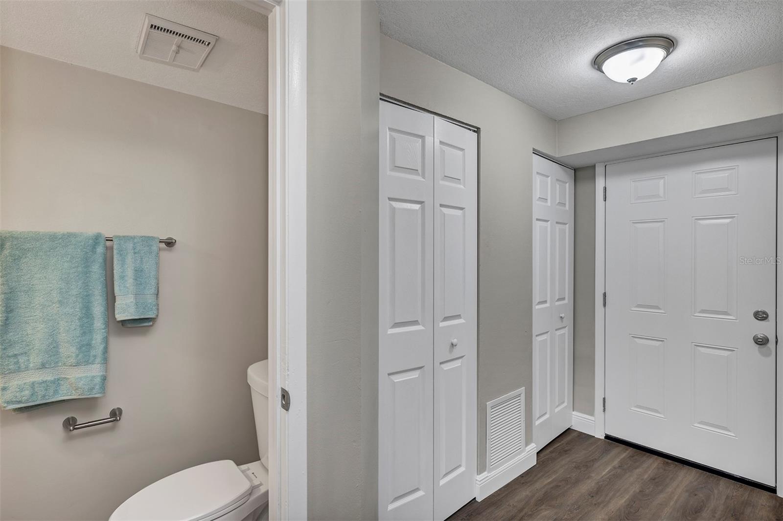 Image 3 of 28 For 4904 Silver Oaks Village C