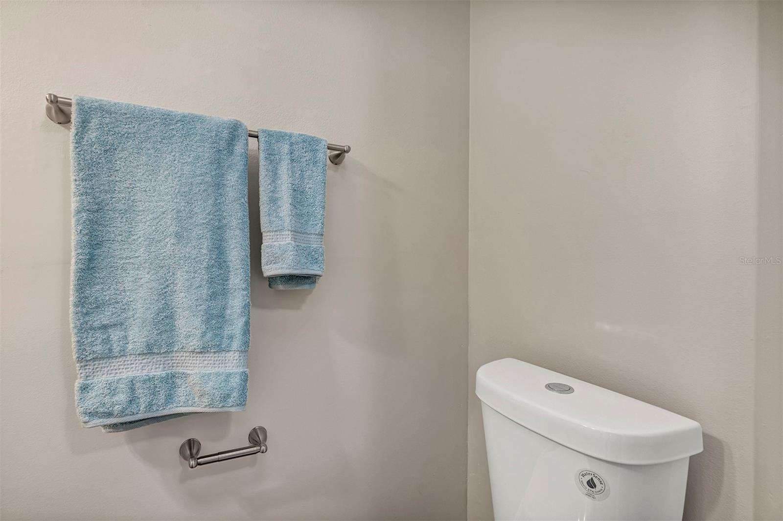 Image 6 of 28 For 4904 Silver Oaks Village C