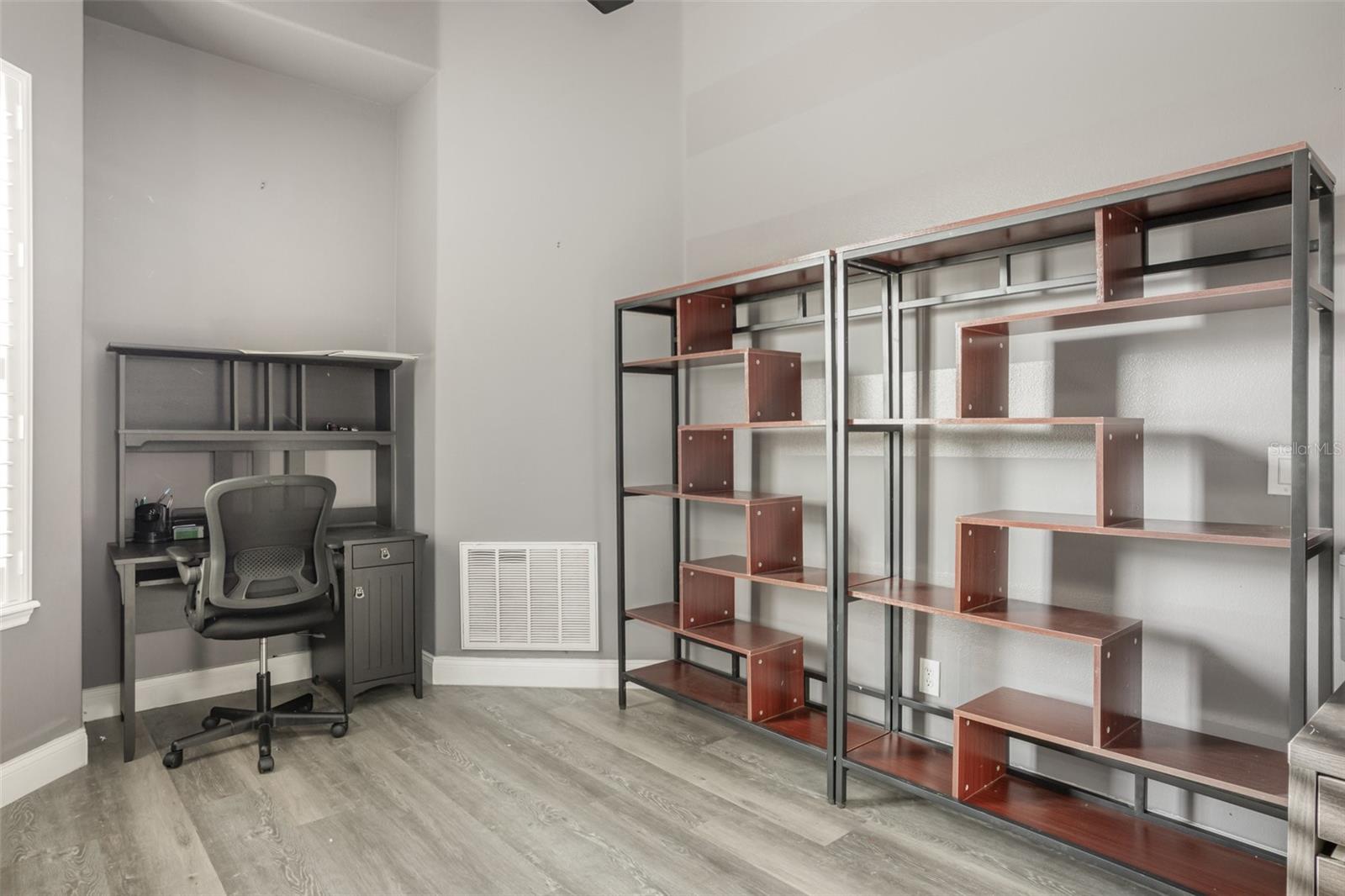 Image 6 of 24 For 1507 Baccarat Court