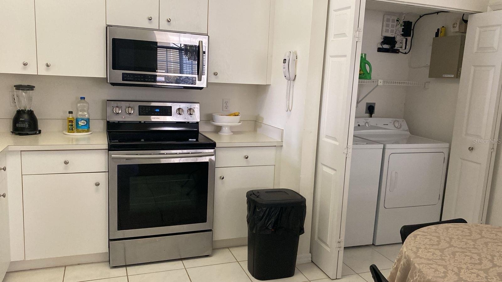 Image 4 of 18 For 6070 Heliconia Road Road