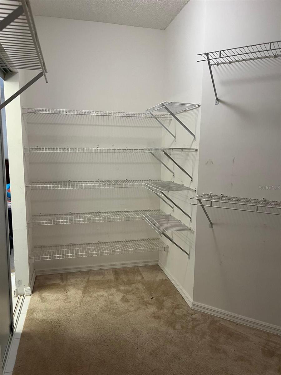 Image 7 of 18 For 6070 Heliconia Road Road