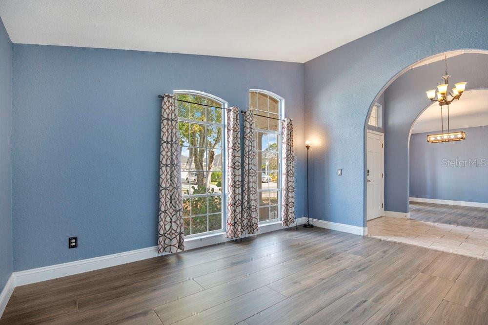 Image 12 of 50 For 505 Hallowell Circle