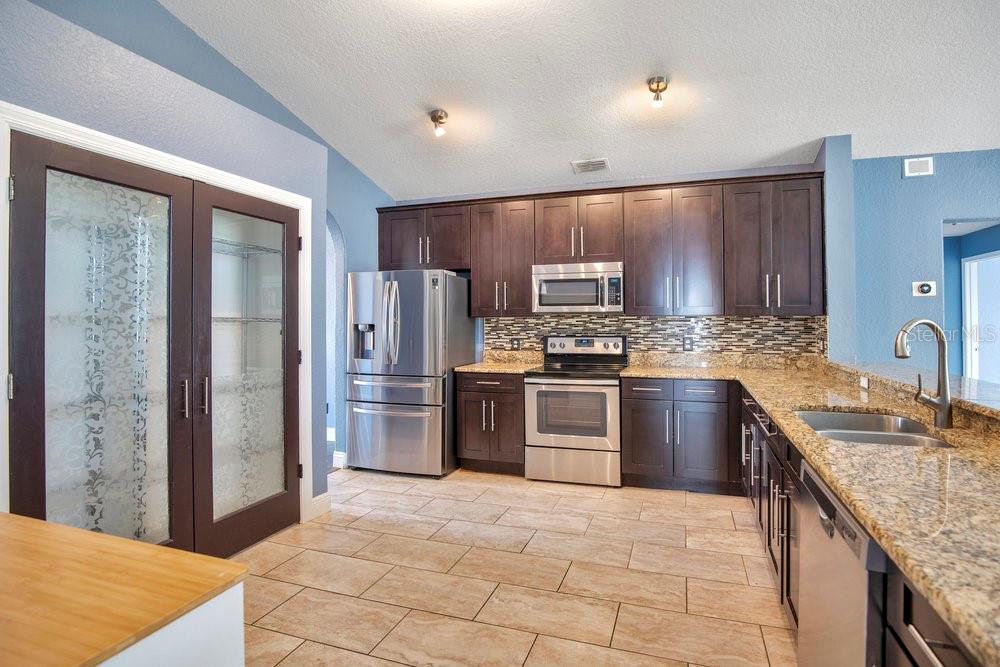 Image 15 of 50 For 505 Hallowell Circle