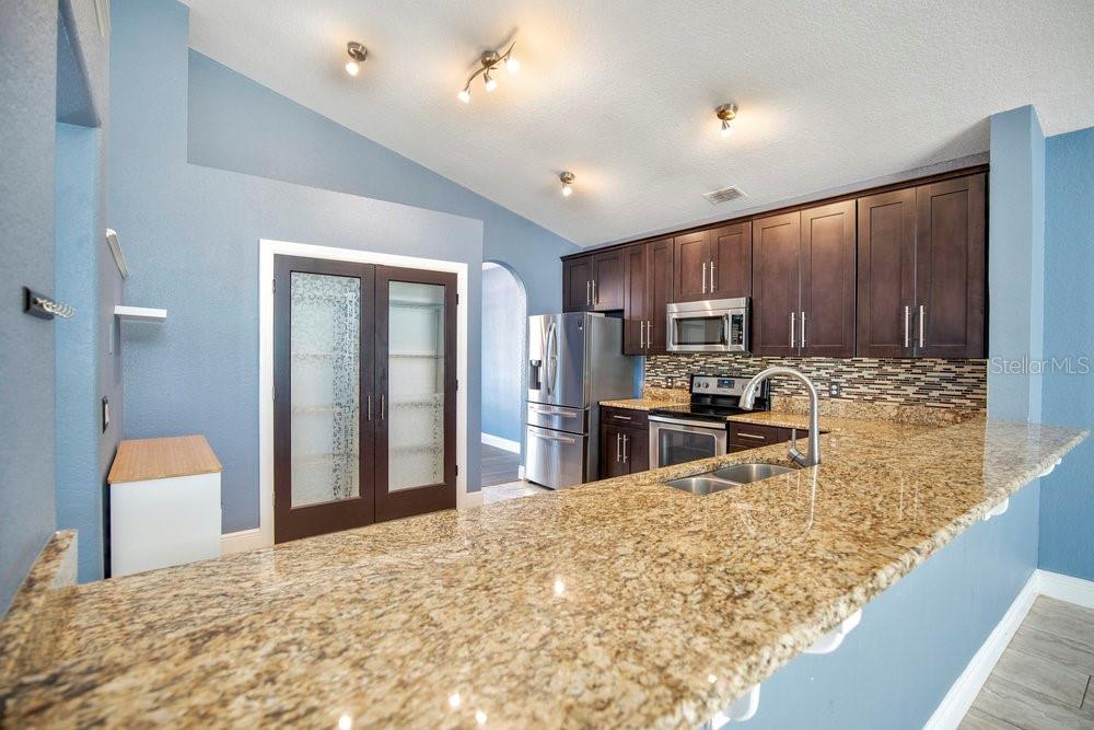 Image 16 of 50 For 505 Hallowell Circle