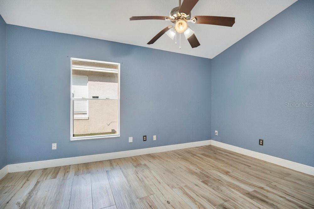 Image 23 of 50 For 505 Hallowell Circle