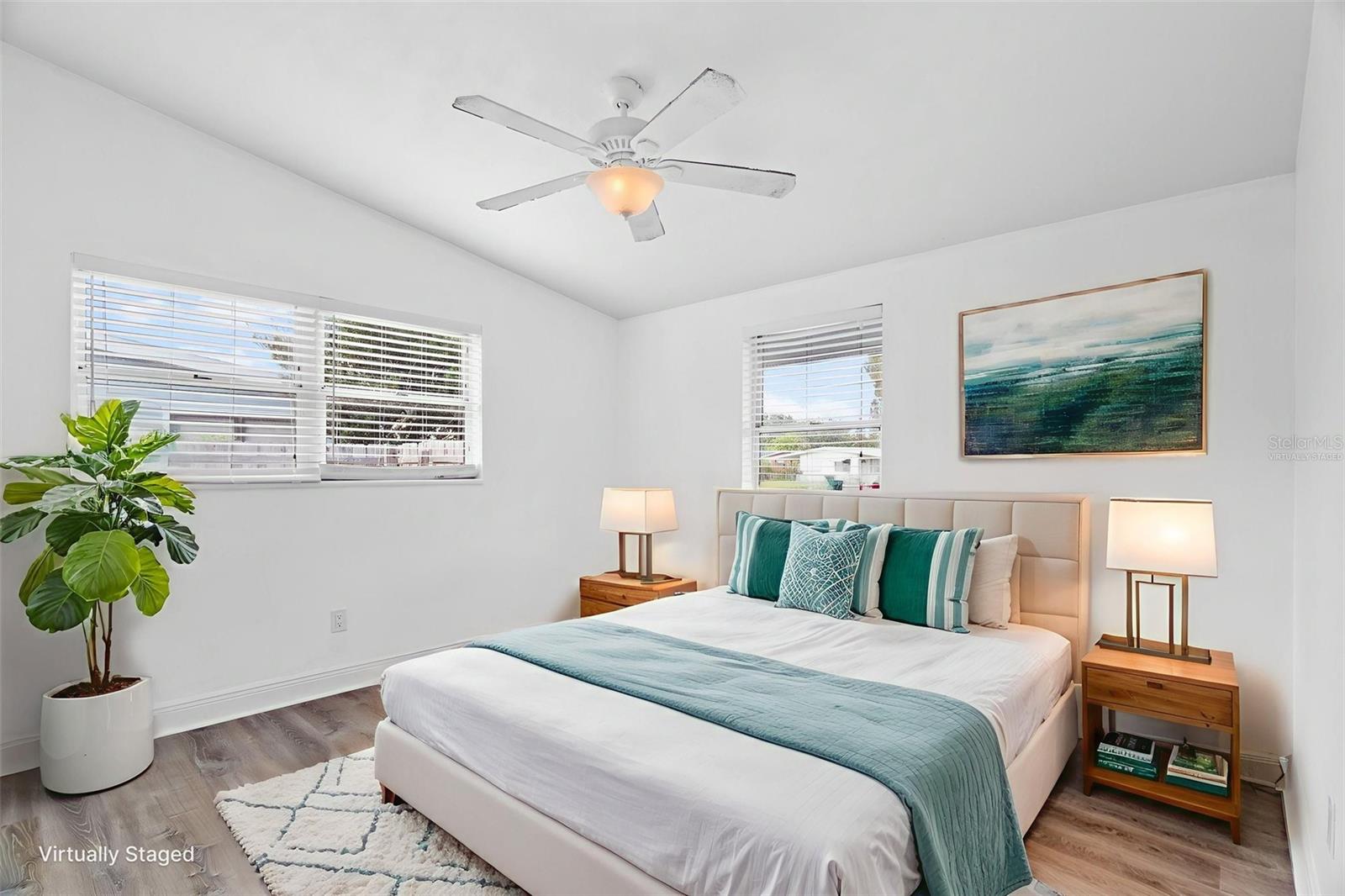 Image 8 of 27 For 1191 Daytona Drive Ne