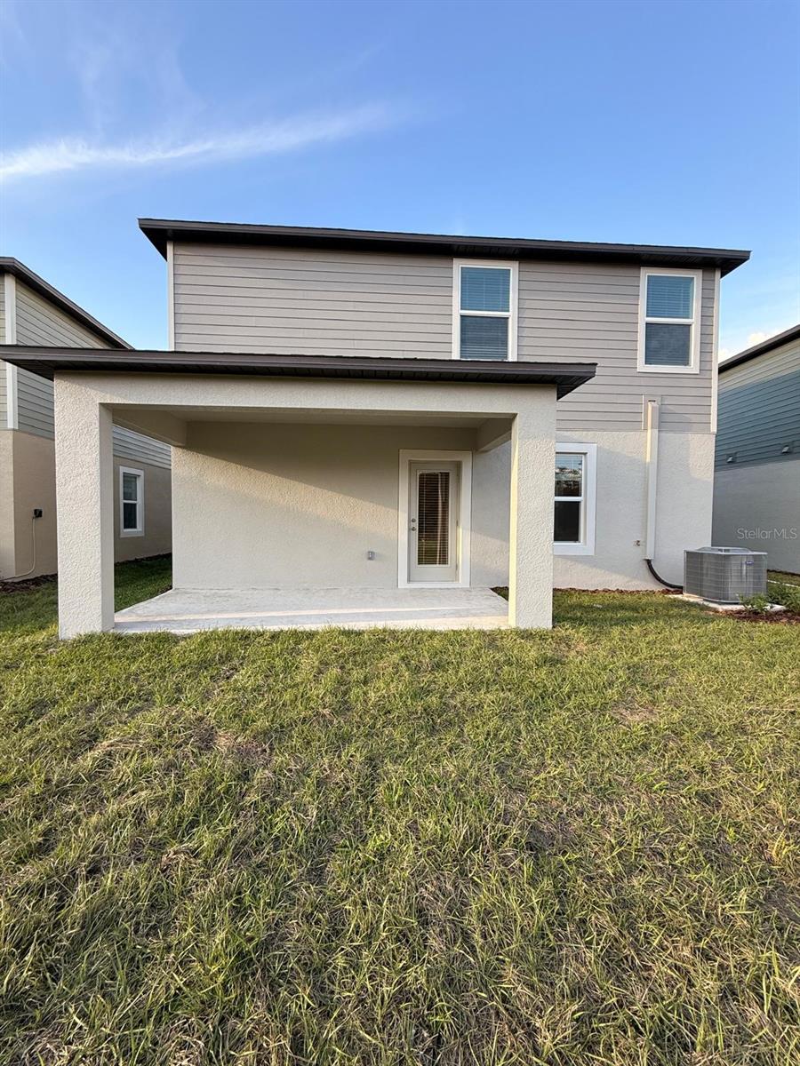 Image 26 of 27 For 17602 Pleasantview Boulevard