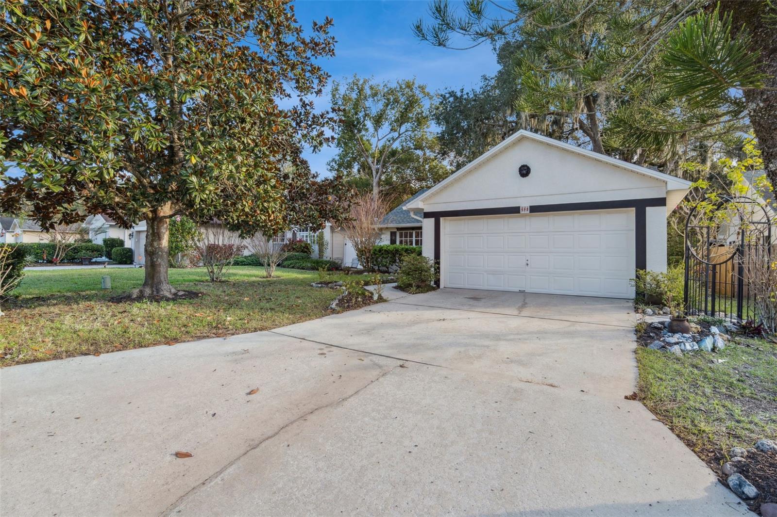 Image 5 of 34 For 192 Kelly Circle