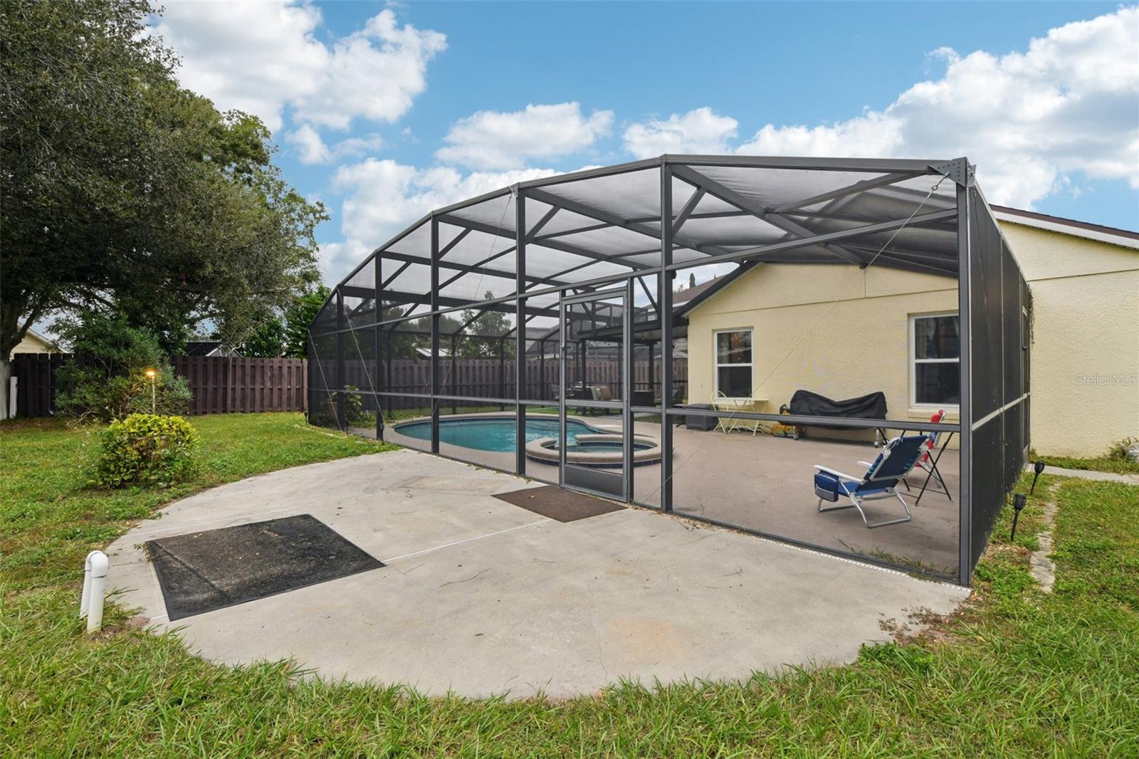 Image 29 of 32 For 1125 Carey Glen Circle