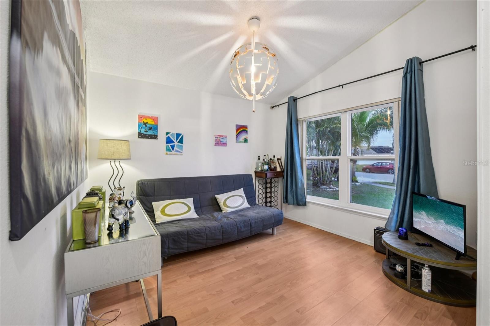 Image 4 of 32 For 1125 Carey Glen Circle