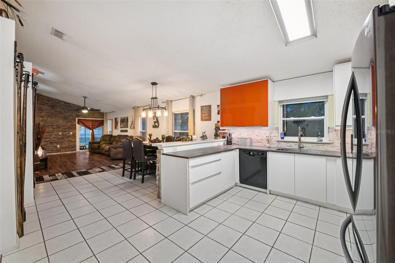 Image 8 of 32 For 1125 Carey Glen Circle