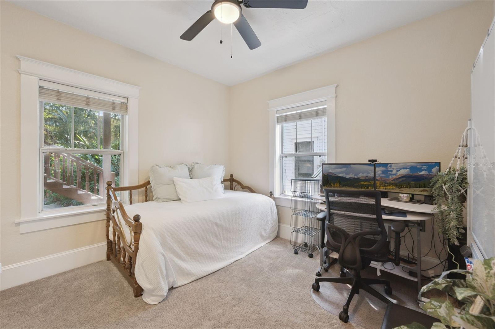 Image 13 of 33 For 612 Anderson Street