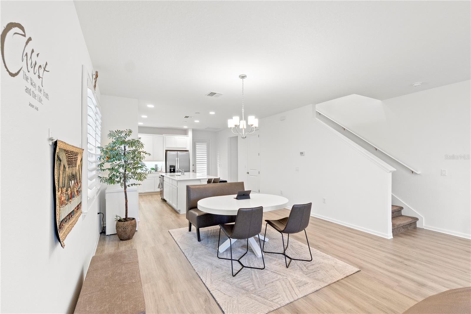 Image 19 of 75 For 5338 Lake Virginia Street