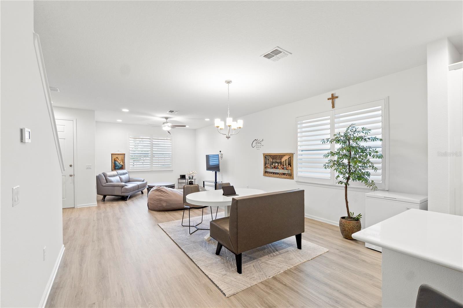 Image 22 of 75 For 5338 Lake Virginia Street