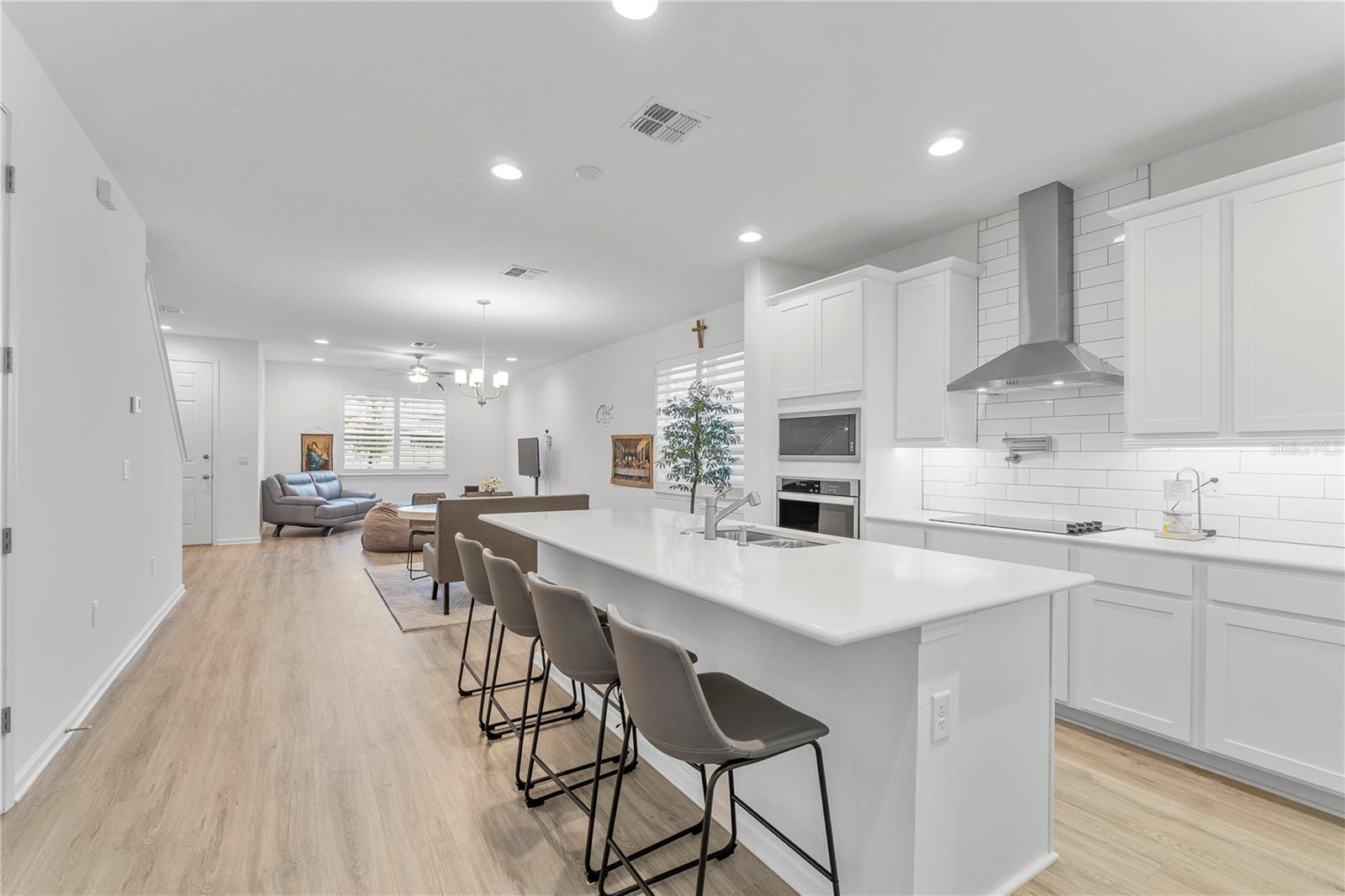 Image 24 of 75 For 5338 Lake Virginia Street