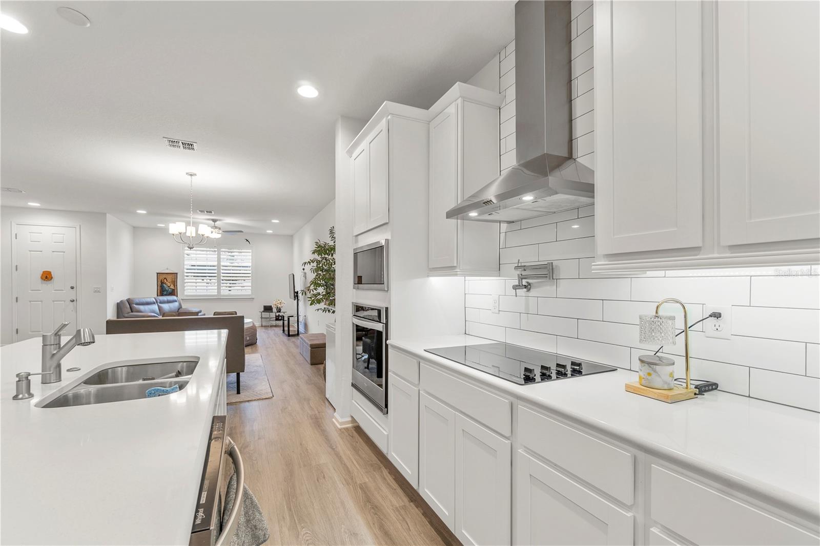 Image 26 of 75 For 5338 Lake Virginia Street