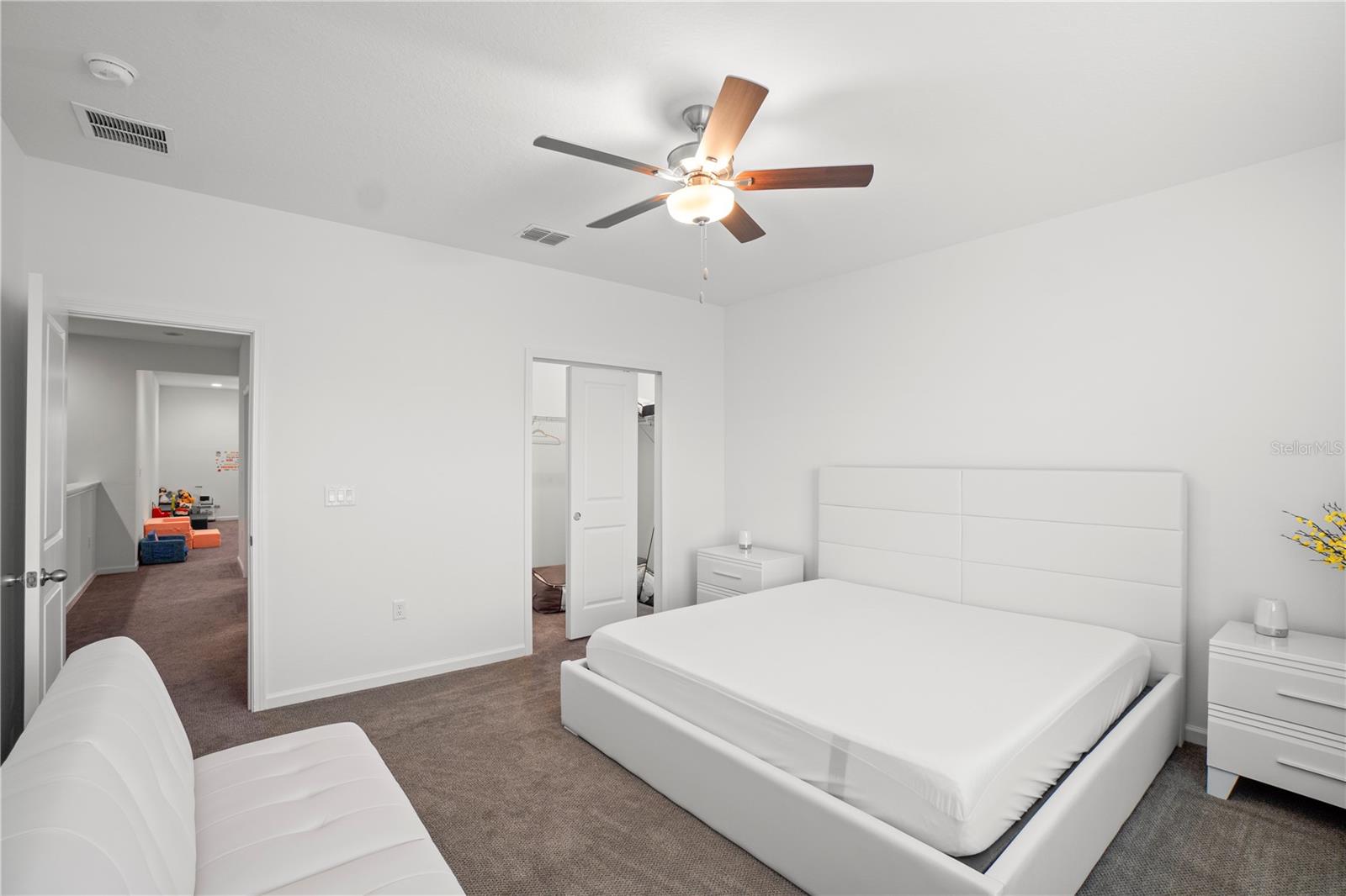 Image 44 of 75 For 5338 Lake Virginia Street