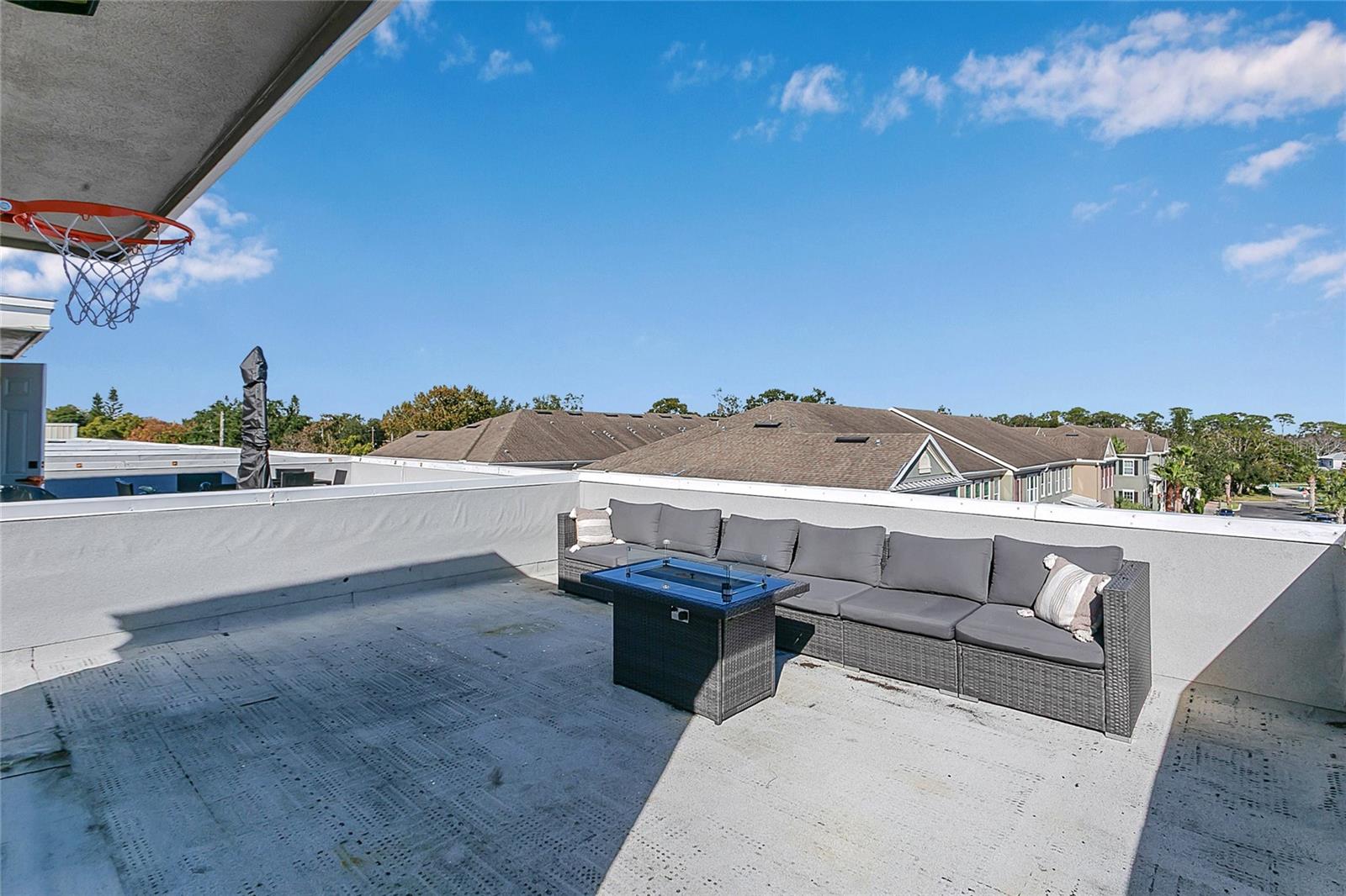 Image 22 of 40 For 548 Copley Lane 548