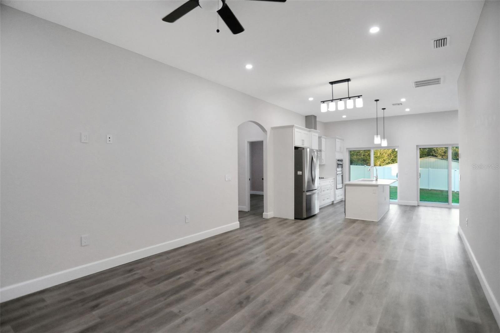 Image 21 of 46 For 6474 Taylor Court