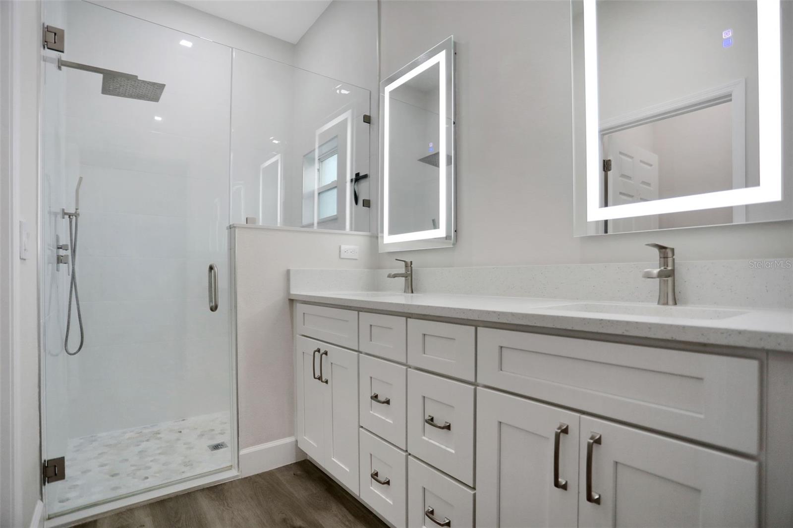 Image 28 of 46 For 6474 Taylor Court