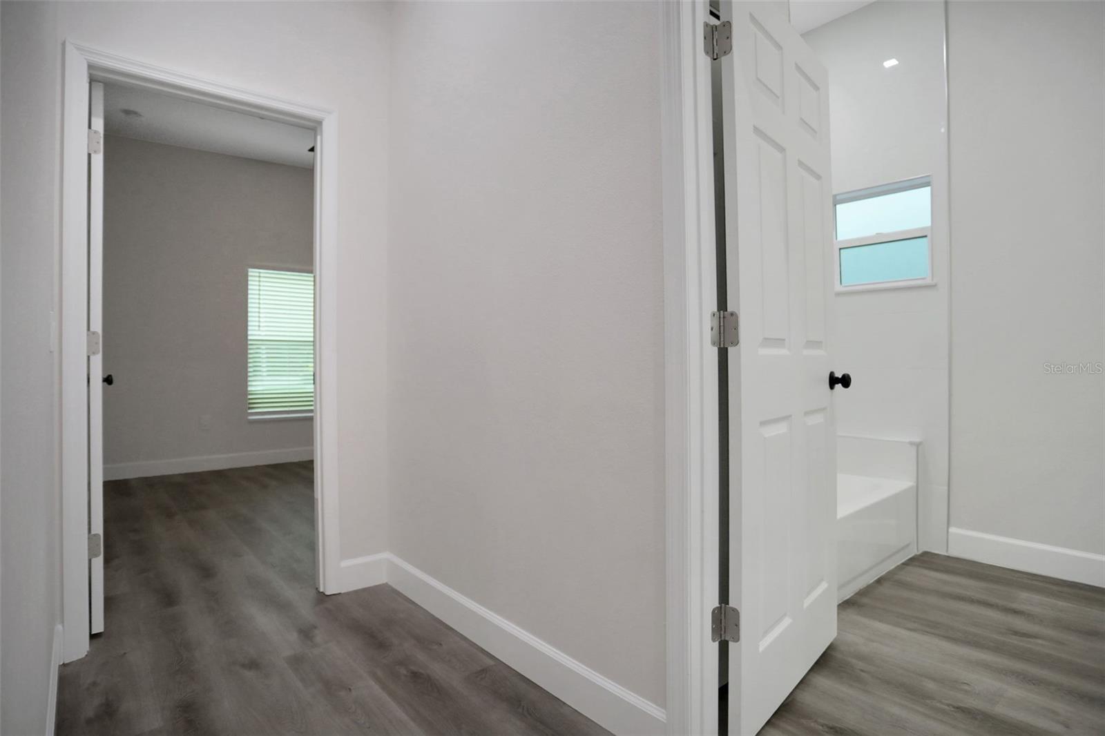 Image 39 of 46 For 6474 Taylor Court