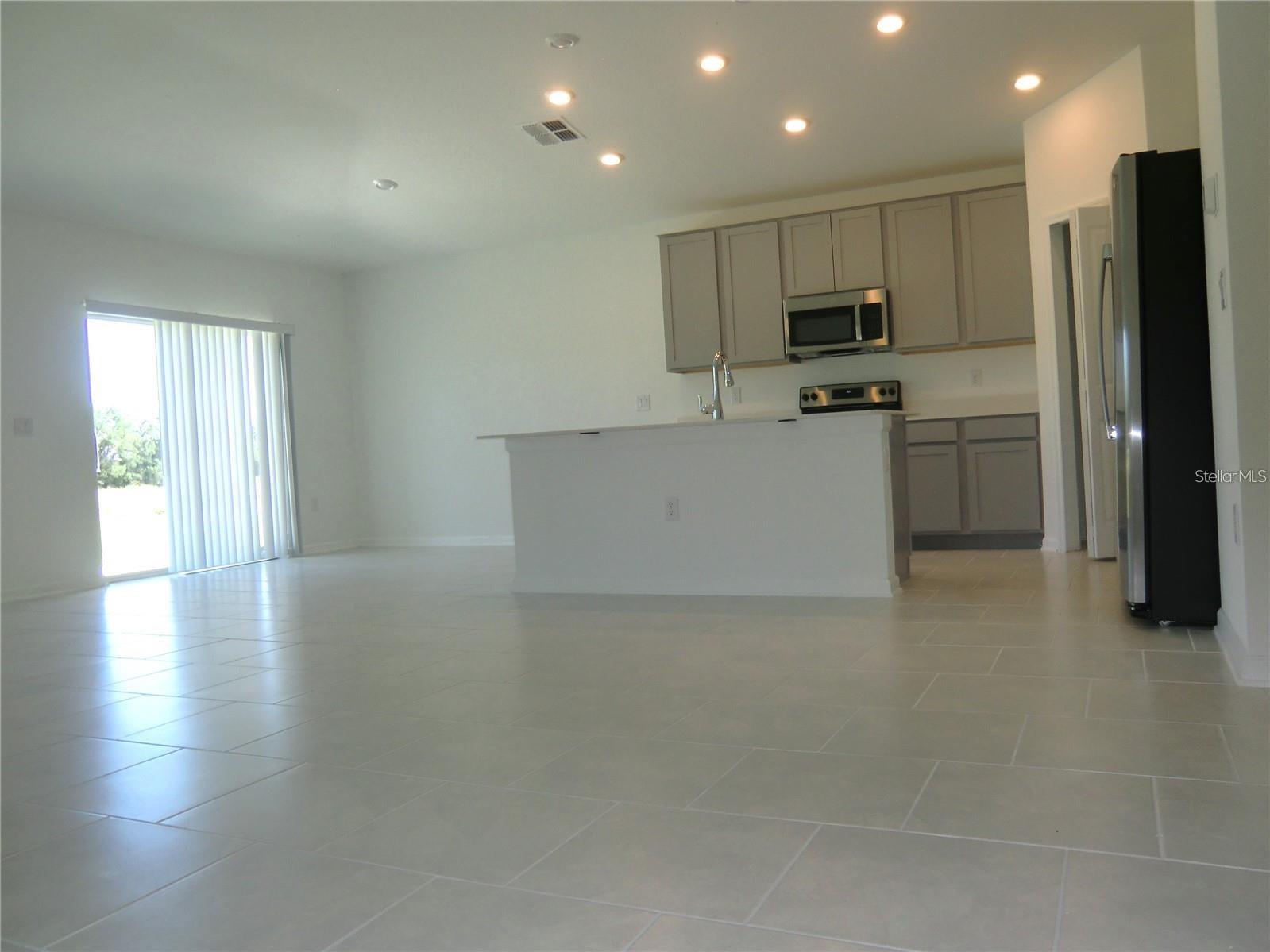 Image 11 of 30 For 317 Loch Court