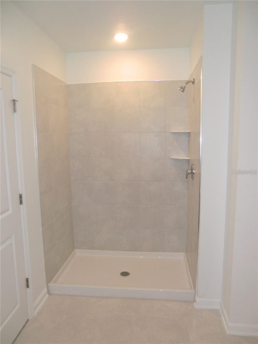 Image 23 of 30 For 317 Loch Court