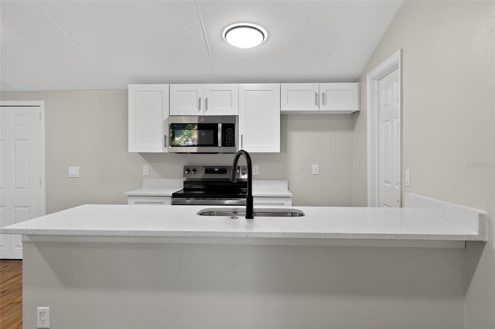 Image 5 of 30 For 749 Saddlewood Boulevard