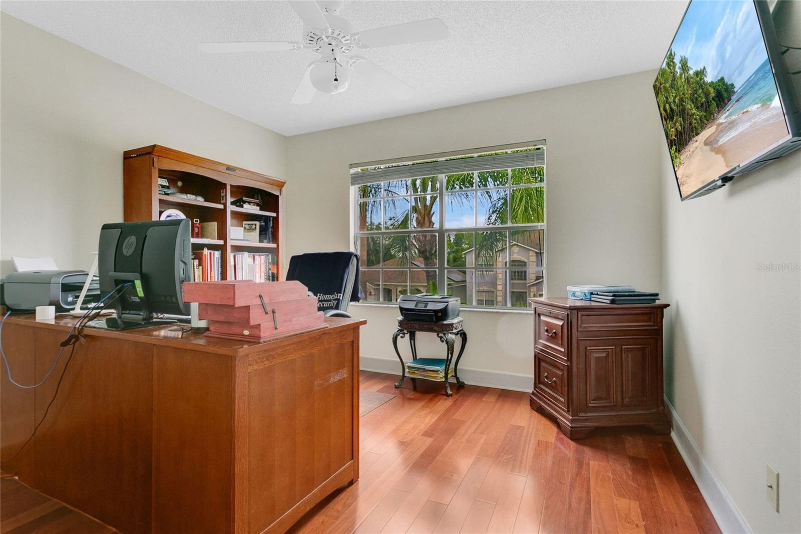 Image 24 of 36 For 1402 Waukon Circle