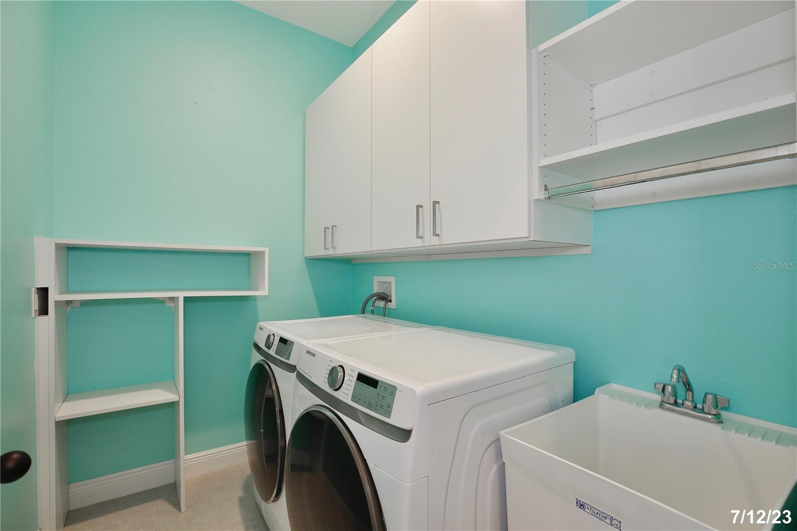 Image 18 of 33 For 13364 Stoddart Avenue