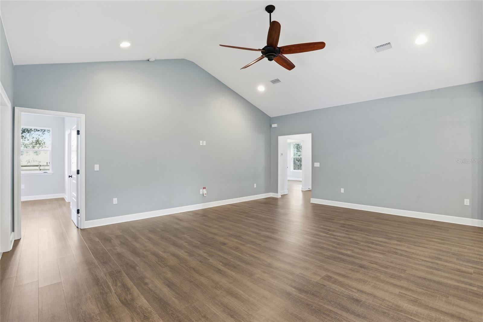 Image 12 of 49 For 3528 170th Street