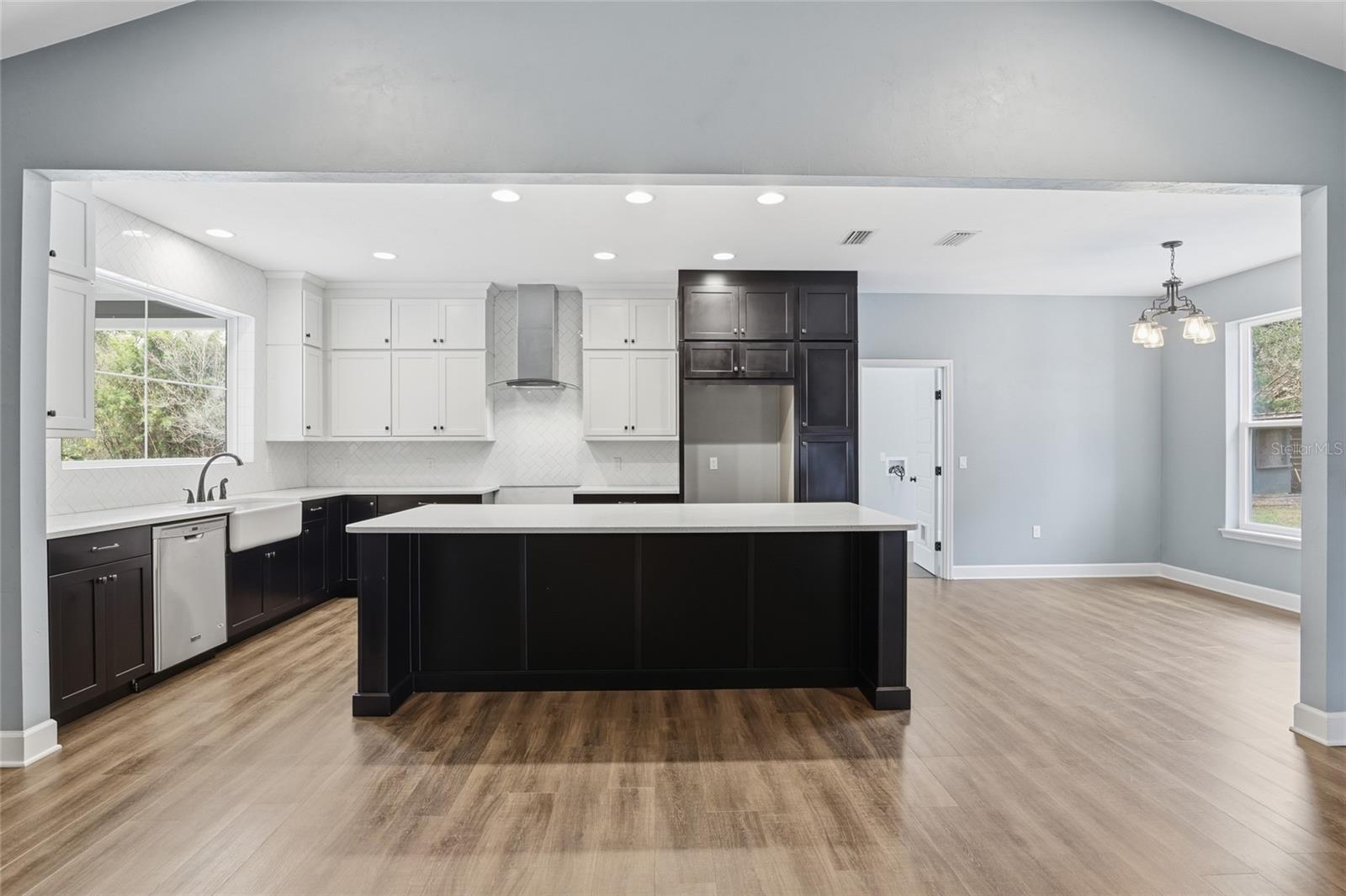 Image 13 of 49 For 3528 170th Street