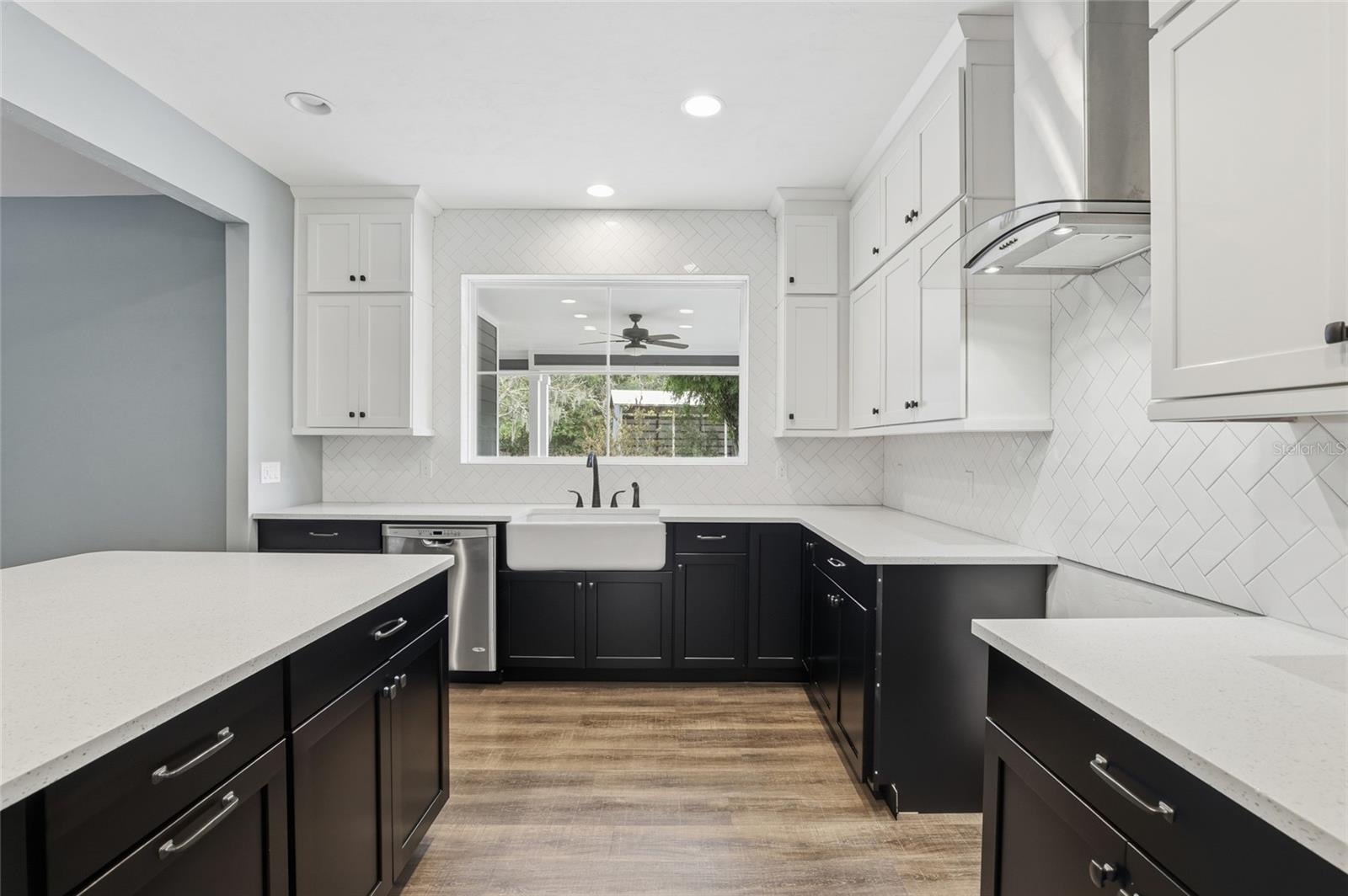 Image 21 of 49 For 3528 170th Street