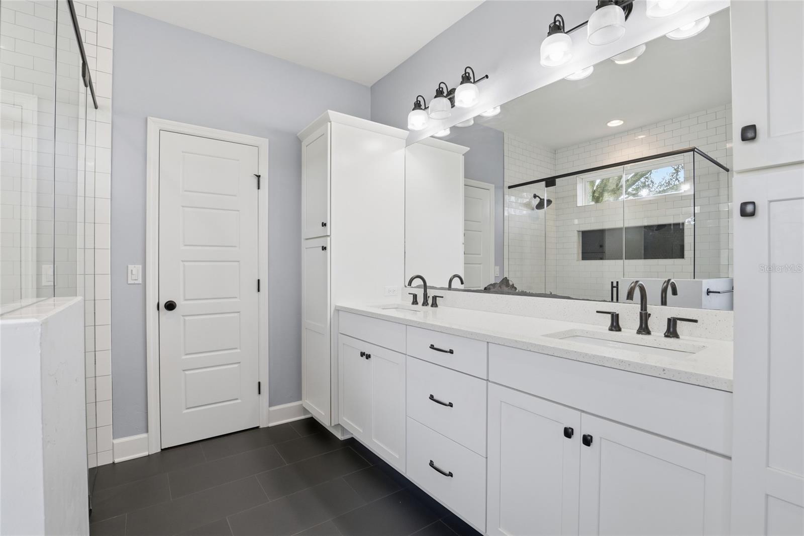 Image 23 of 49 For 3528 170th Street