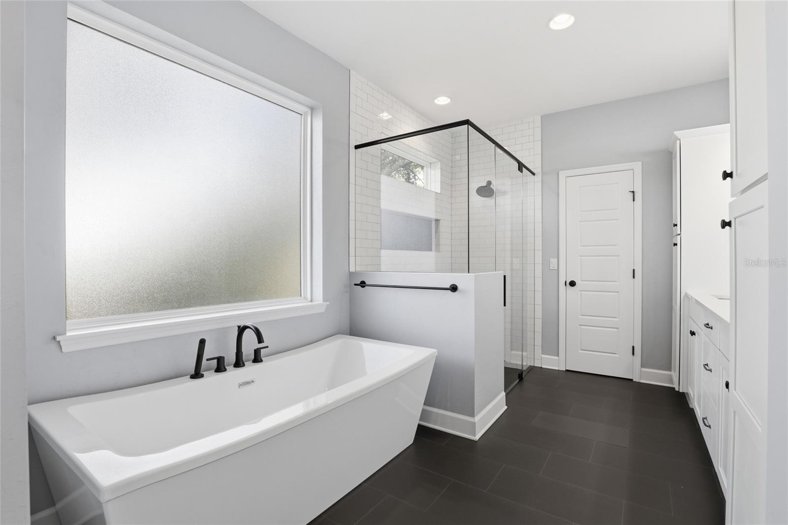 Image 29 of 49 For 3528 170th Street