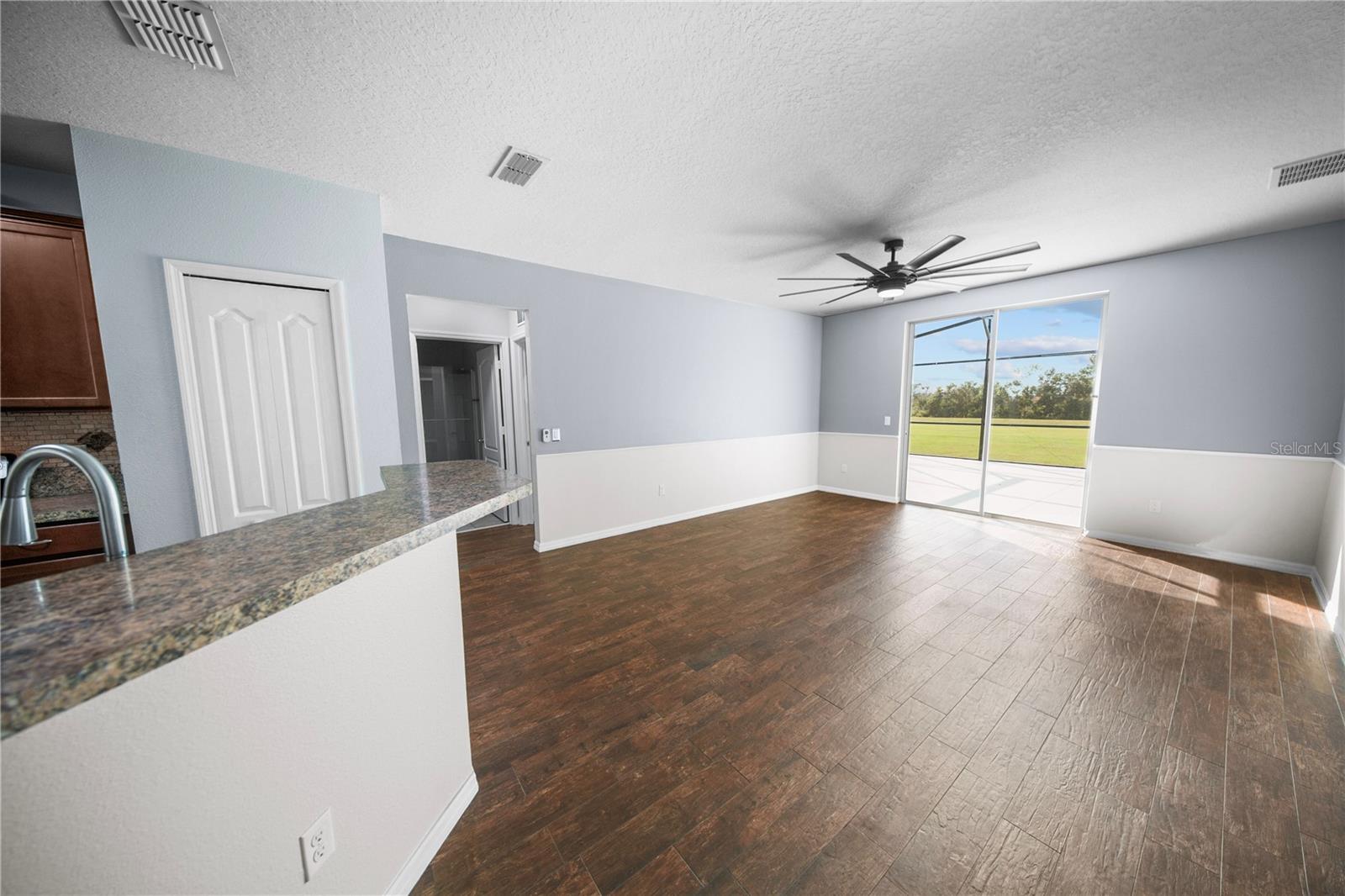 Image 11 of 61 For 161 Prairie Falcon Drive