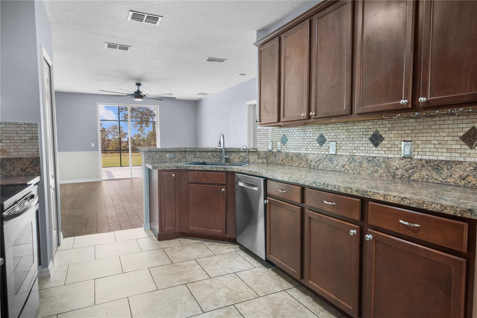 Image 17 of 61 For 161 Prairie Falcon Drive