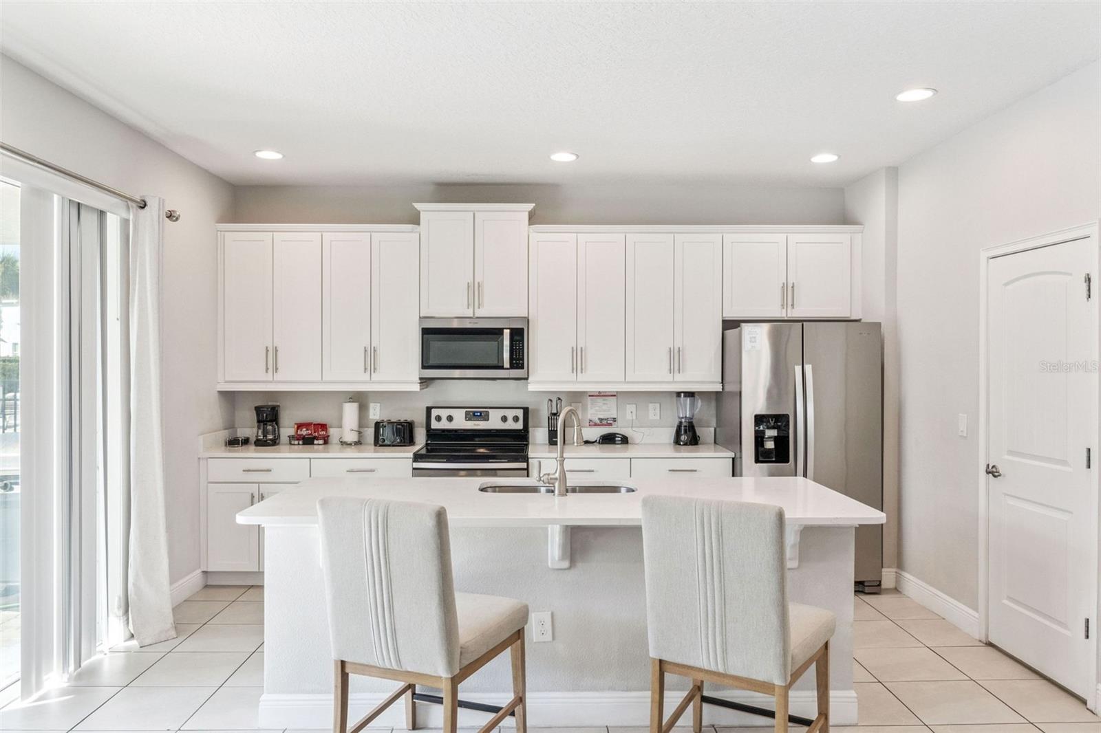 Image 13 of 64 For 7704 Graben Street