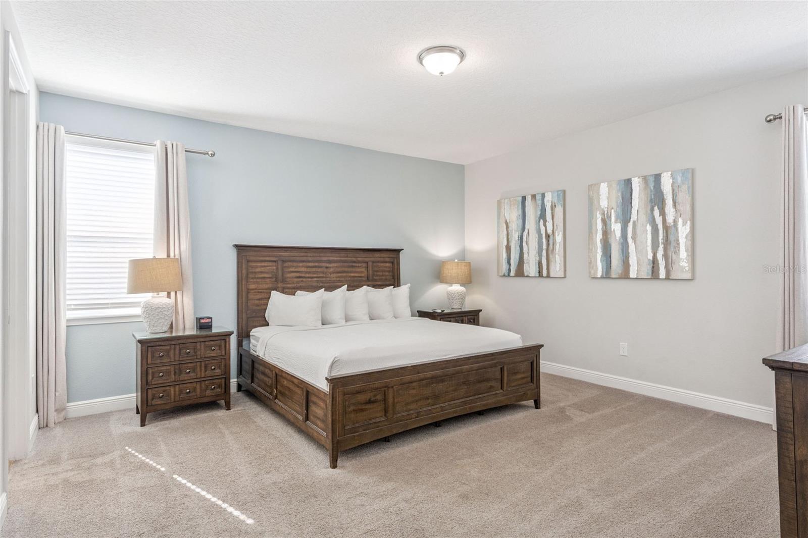 Image 19 of 64 For 7704 Graben Street