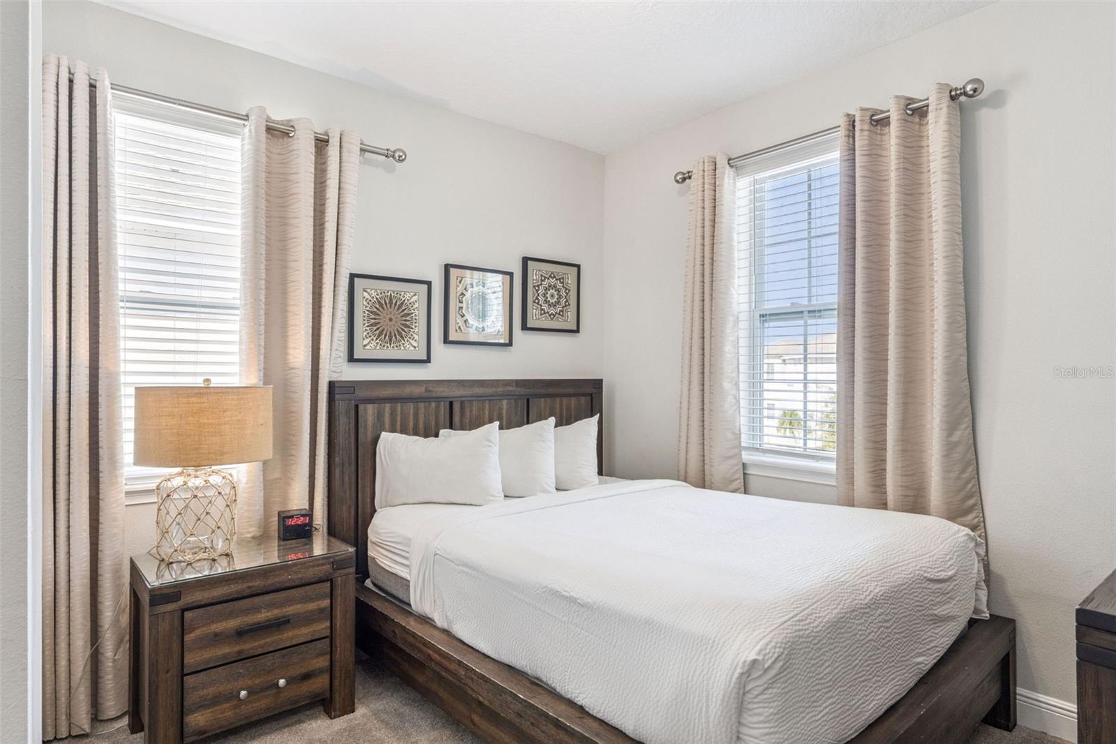 Image 28 of 64 For 7704 Graben Street