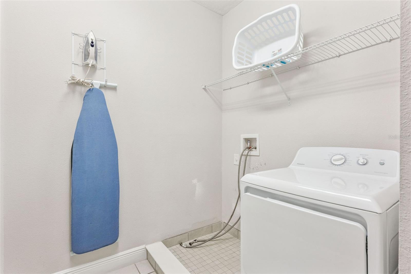 Image 32 of 64 For 7704 Graben Street