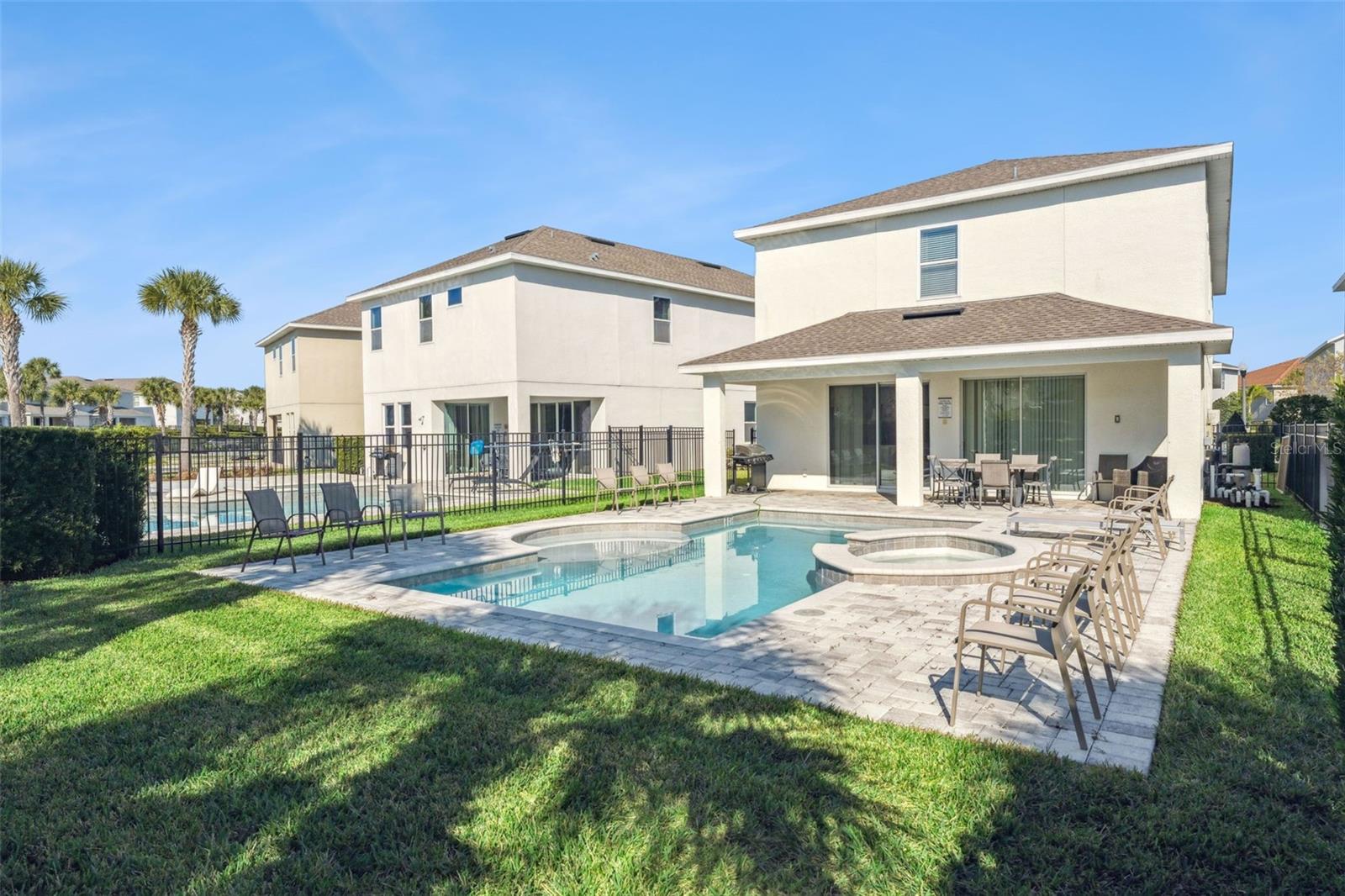 Image 39 of 64 For 7704 Graben Street