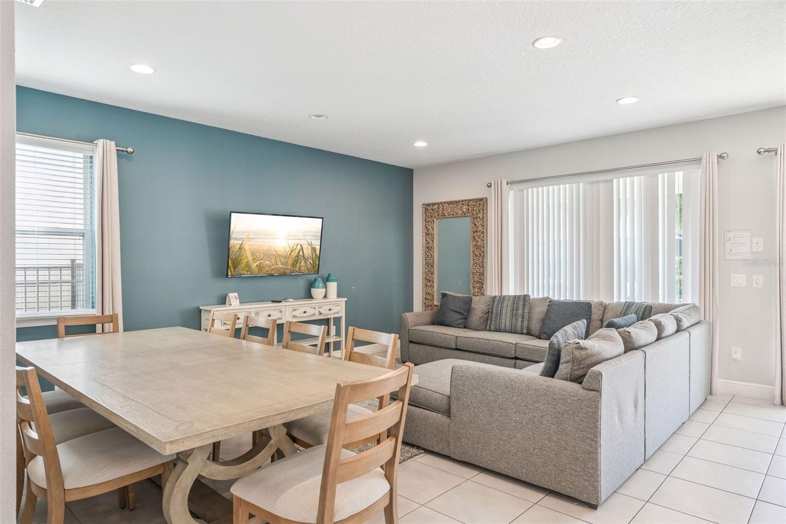 Image 7 of 64 For 7704 Graben Street