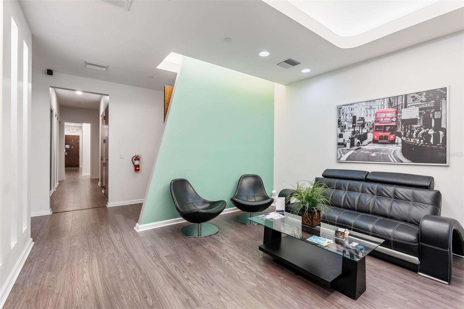 Image 8 of 36 For 8865 Commodity Circle 14